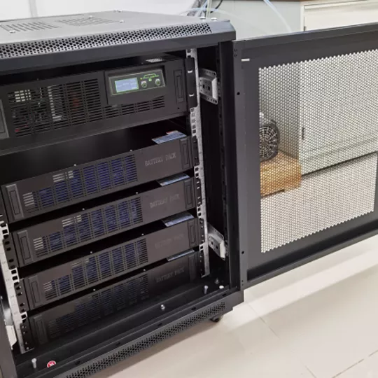 實驗室用鋰電池UPS套裝，6kva鋰電ups主機搭配48v30ah鋰電池