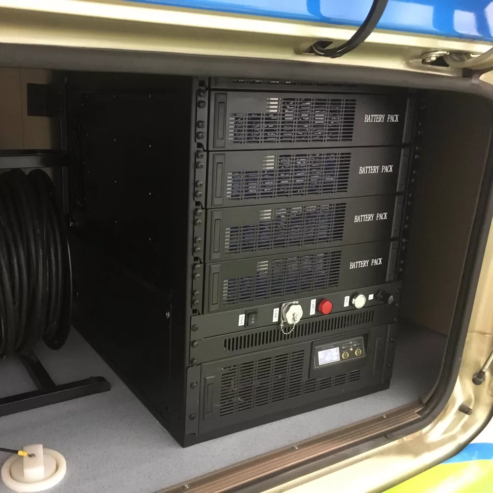 昆明通信体验车载锂电池UPS客户案例